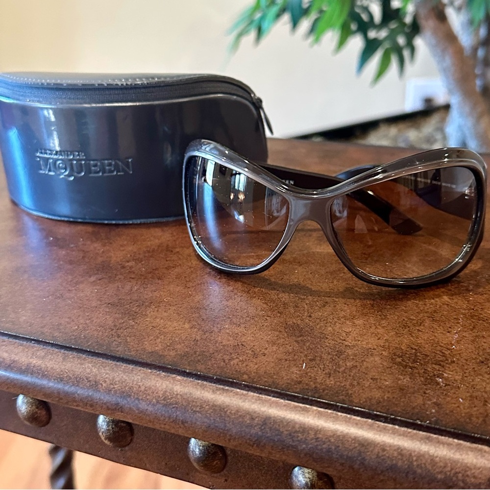 Alexander McQueen Sunglasses